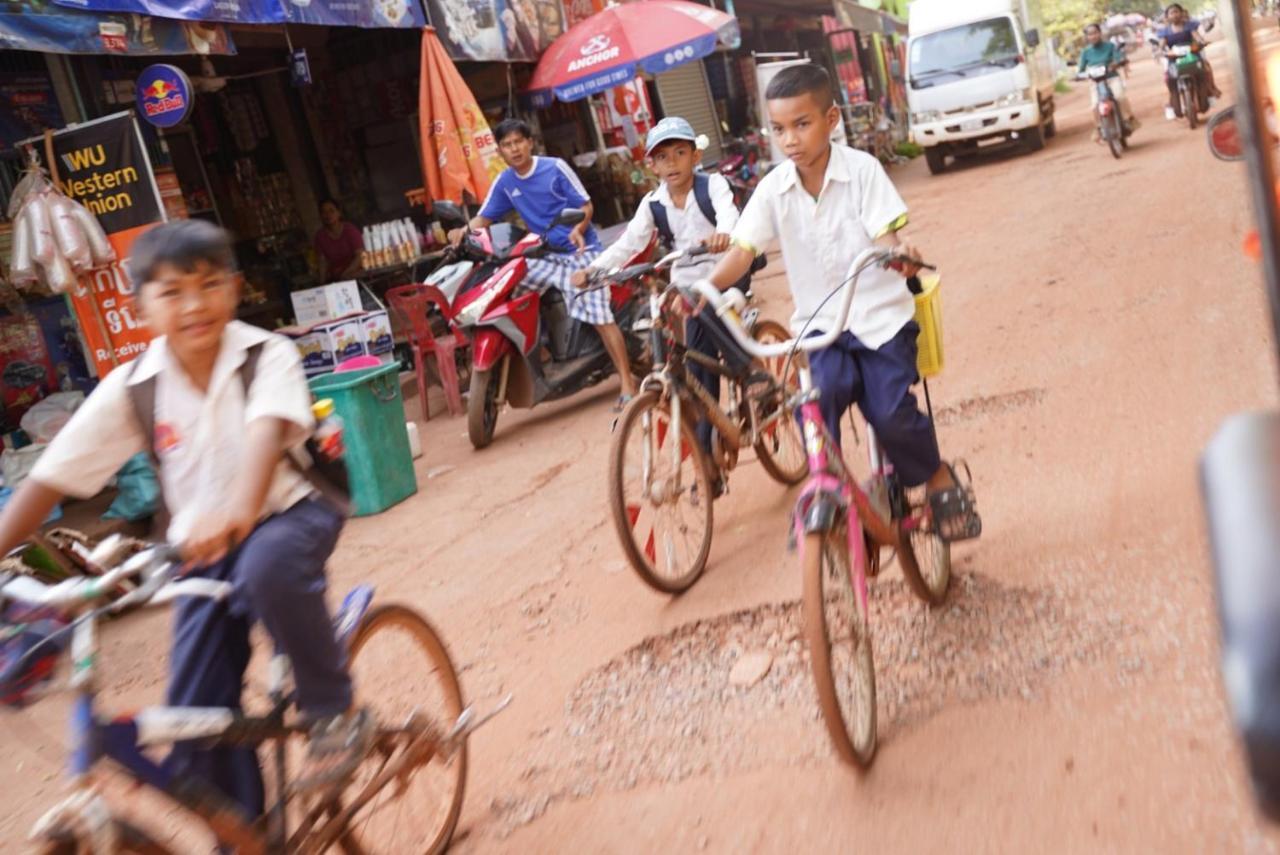 Den Hotel Totonou Siem Reap Buitenkant foto