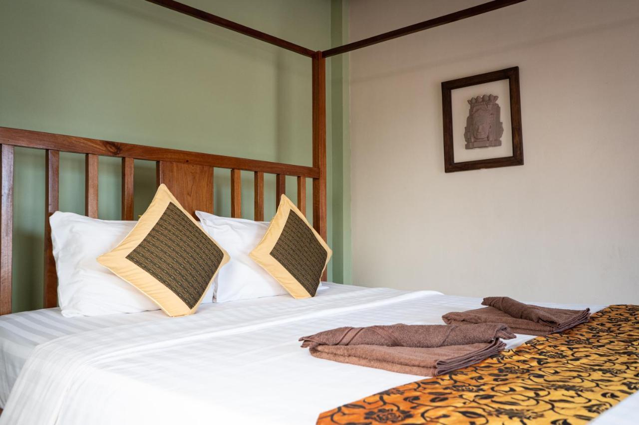 Den Hotel Totonou Siem Reap Buitenkant foto