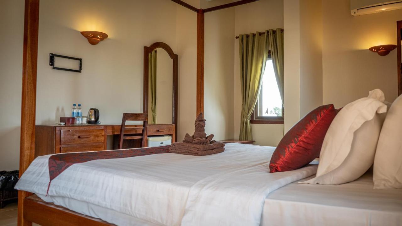 Den Hotel Totonou Siem Reap Buitenkant foto